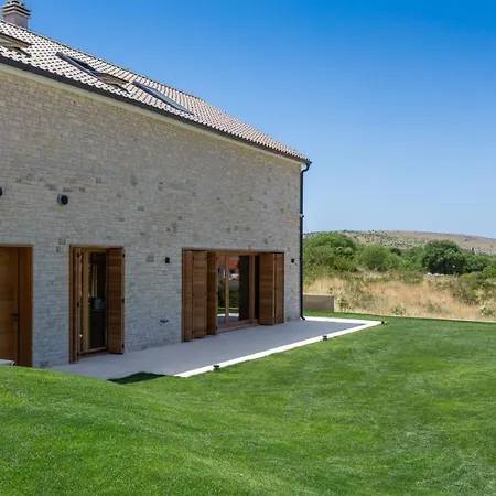 Sound Of Silence Vila Vrpolje