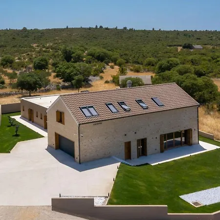 Villa Sound Of Silence *