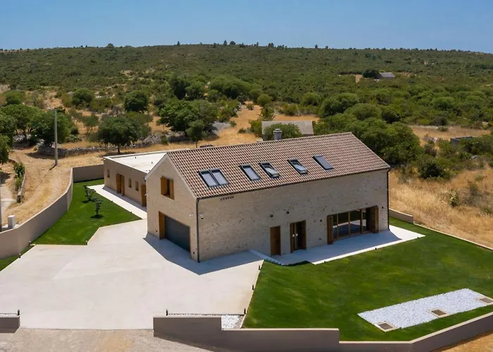 Villa Sound Of Silence *